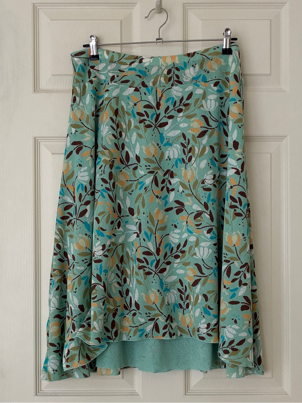 J. Jill Stretch Knit Skirt High-Low Hem Floral Pattern Size Large